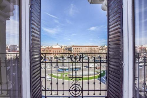 AmazINN Places Embajadores V Room Type - Two-Bedroom Apartment with City View