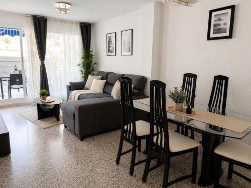 Apartamentos Dos Torres Jiloca con Parking gratis in Ла-Пуебла-де-Альфінден