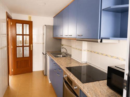 Apartamentos Dos Torres Jiloca con Parking gratis in Ла-Пуебла-де-Альфінден
