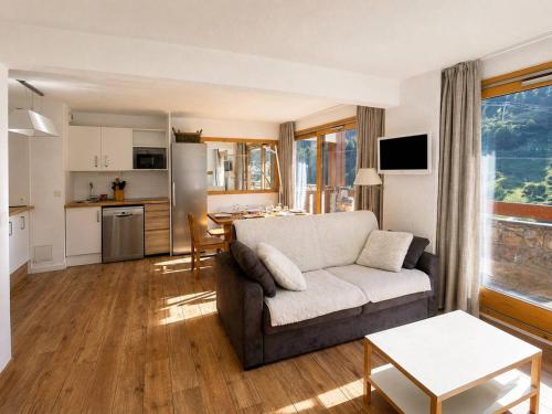 Appartement spacieux 4 chambres à Méribel, vue sur pistes - FR-1-355-283