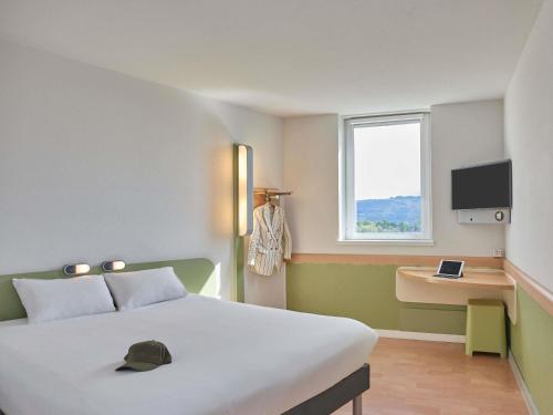 1 double bed