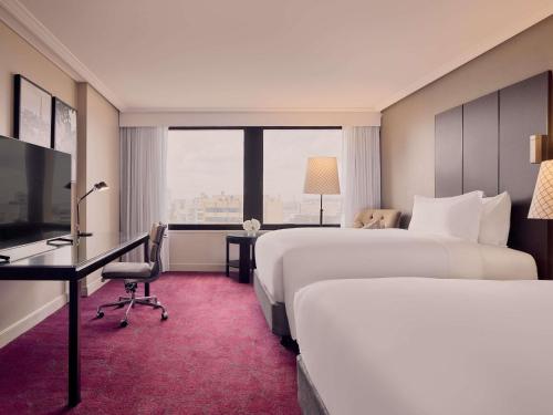 Sofitel Brisbane Central Hotel - image 3