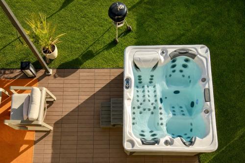 Maison jacuzzi haut de gamme proche Bordeaux - Location saisonnière - Ambarès-et-Lagrave