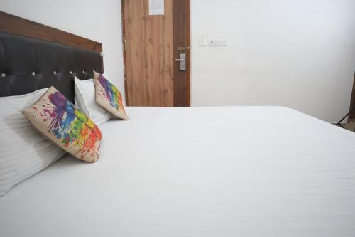 Vrindavann Inn Hotel & Banquet - image 5