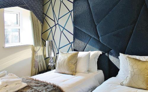 Boutique By Browns - image 3