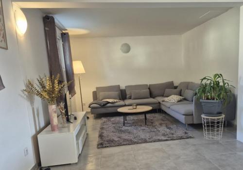 Lina proche walibi 6pers 3 chbres