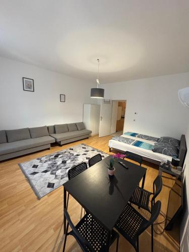 Palace Apartment 1