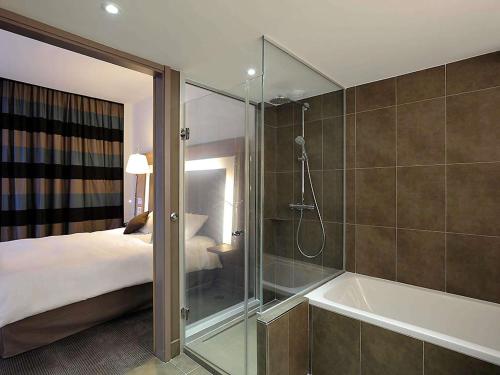 Sleeps 4