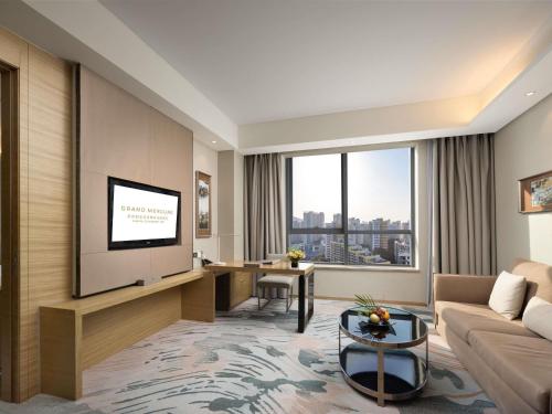 Grand Mercure Jinan Sunshine Room Type - Deluxe King Suite