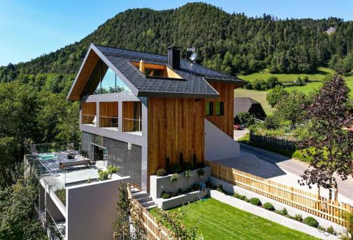 Alpine lodge at Schlern with panoramic sauna