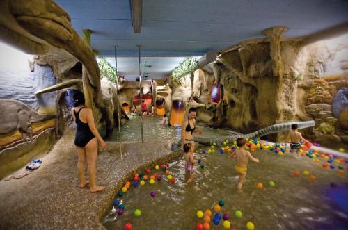 Parque infantil, Spa Hotel Ciudad de Teruel in Teruel