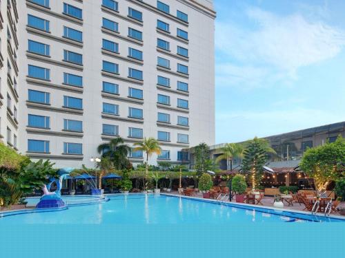 전망, 그랜드 머큐어 메단 앙카사 (Grand Mercure Medan Angkasa) in 메단