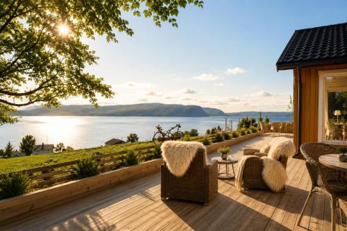 Yggdrasil Farmhotel Retreat, Spa & Yoga in Straumsbukta