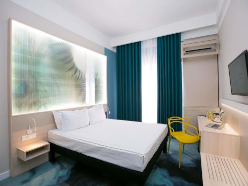 1 queen bed