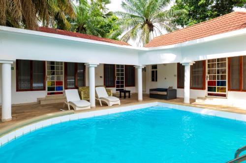 Coconut Residence & Spa in 科洛里