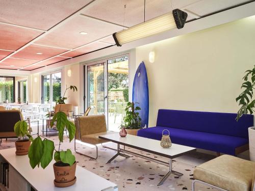 . Greet Hotel Versailles - Voisins Le Bretonneux