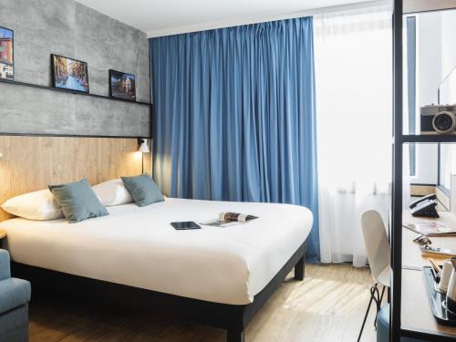 ibis Lyon Sud Oullins Room Type - Premium Double Room with Sofa Bed