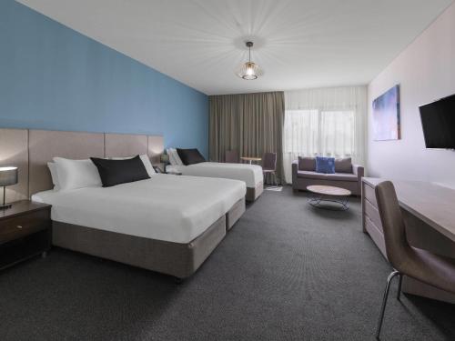 Mantra Melbourne Melton in Melton South