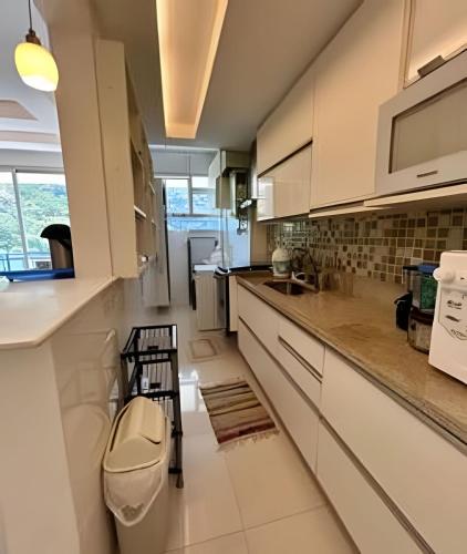 Apartamento de 2 quartos com vista para o Cristo in Humaita
