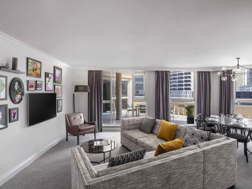 3 bedrooms, 3 beds