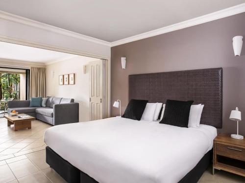 Double room, swim out