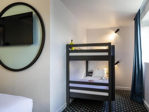 1 twin bed