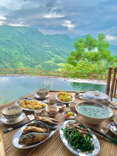 Úszómedence, Viet Phu Le Gia Retreat - Hoang Su Phi in Nam Pi
