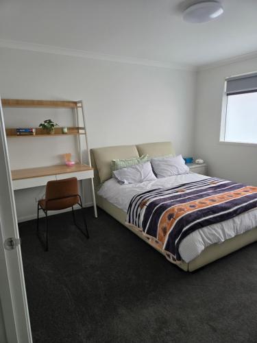 Berwick Modern Private Room- The Centre to Everything Close By