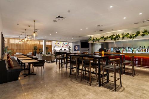 Bar/lounge, Sudima Christchurch Airport in Christchurch