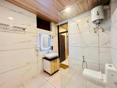 Pranav Resort - A Luxury Property in Nainital - image 2