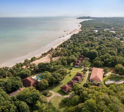 Solina Beach & Nature Resort