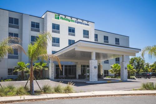 المنظر الخارجي, Holiday Inn Express And Suites Fernandina Beach Amelia Island by IHG in اميليا ايلاند