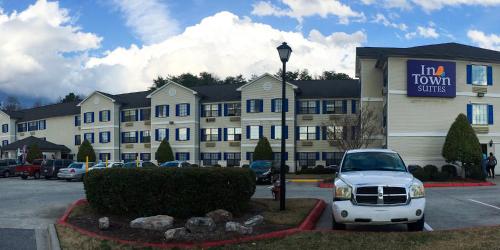 InTown Suites Extended Stay High Point NC in High Point, USA