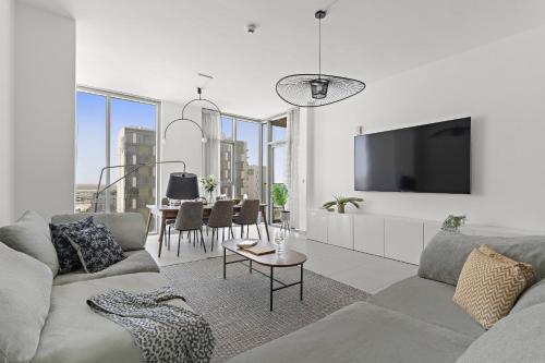 Frank Porter - The Pulse Residences, Dubaj