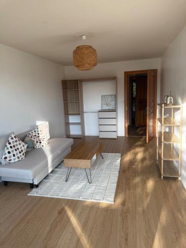 JM Garden Studio in Крисие
