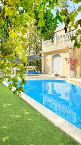 Villa piscine confort, barbecue - Location, gîte - Marseille