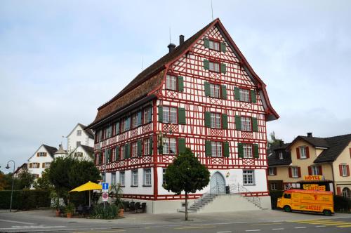 Gasthof Zur Traube - Hôtel - Roggwil