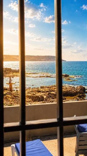 Beachside Guesthouse for 4 Anfeh, North Lebanon in Anfah
