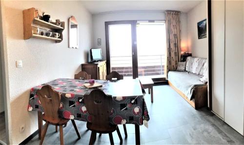 Résidence Pistes - APPARTEMENT 2 PIECES 4 PERSONNES MAE-0654