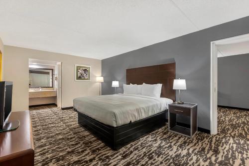 Quality Inn & Suites Easley - Greenville