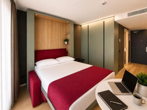 1 queen bed