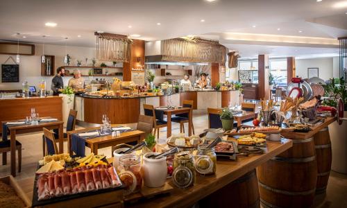 Restaurant, Valamar Riviera Hotel & Residence in Poreč