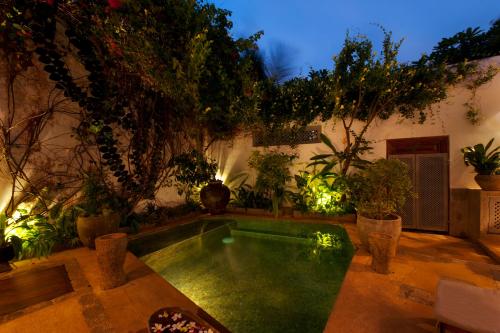 3BR Villa in Galle Fort Pool Roof Terrace - image 5