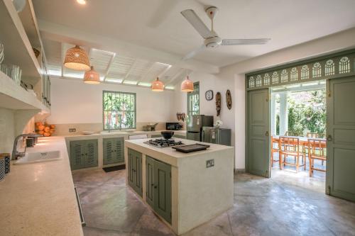 Wijaya Giri walkable to beach pool chef - image 5
