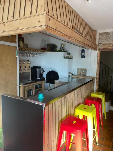Pubi/sohvabaar, Auberge Chantemerle in Septmoncel
