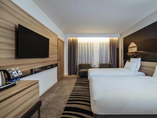 2 twin beds