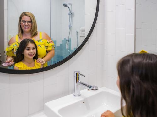 Ibis Styles East Perth Room Type - Family Room with One Double Bed and One Bunk Bed