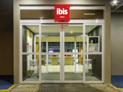 A szálláshely kívülről, ibis Americana in Americana