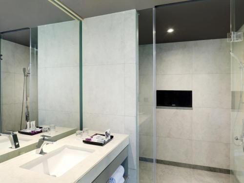 Mercure Makassar Nexa Pettarani Room Type - Junior King Suite