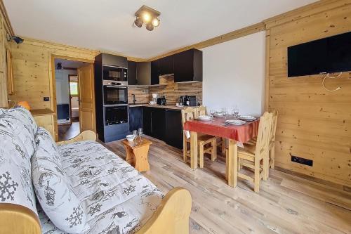 Résidence Valmonts A - Appartement confortable · Départ ski aux pieds · Balcon avec très jolie vue MAE-1314